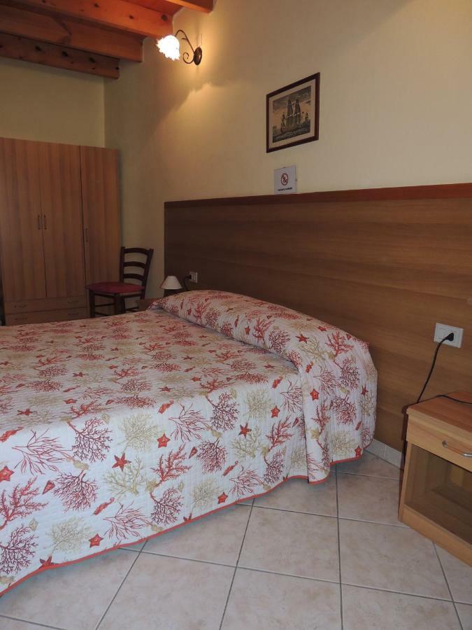 Bed and Breakfast La Marina à Cagliari Extérieur photo