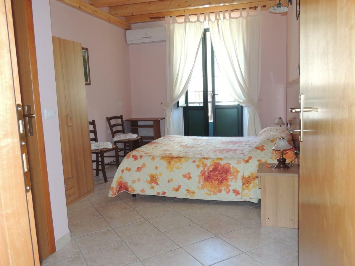 Bed and Breakfast La Marina à Cagliari Extérieur photo