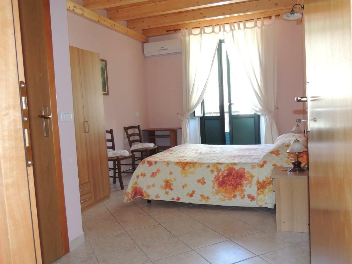 Bed and Breakfast La Marina à Cagliari Extérieur photo