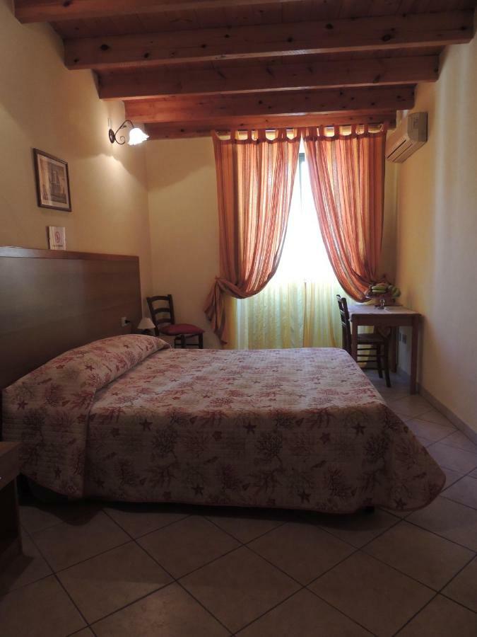 Bed and Breakfast La Marina à Cagliari Extérieur photo