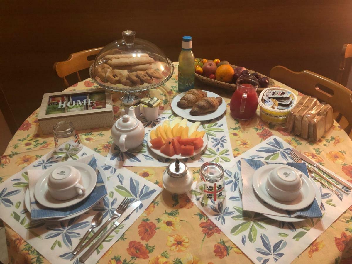 Bed and Breakfast La Marina à Cagliari Extérieur photo